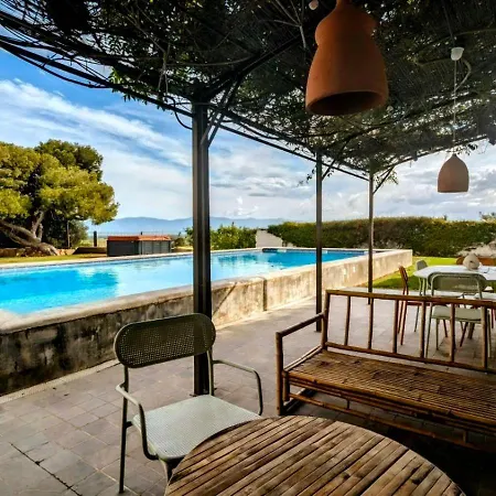Chateau Au Milieu Du Vignoble Avec Piscine A 10 Mn Des Plages Feriehus *